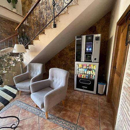 Hostal La Posada ตอร์เรญาโน ภายนอก รูปภาพ