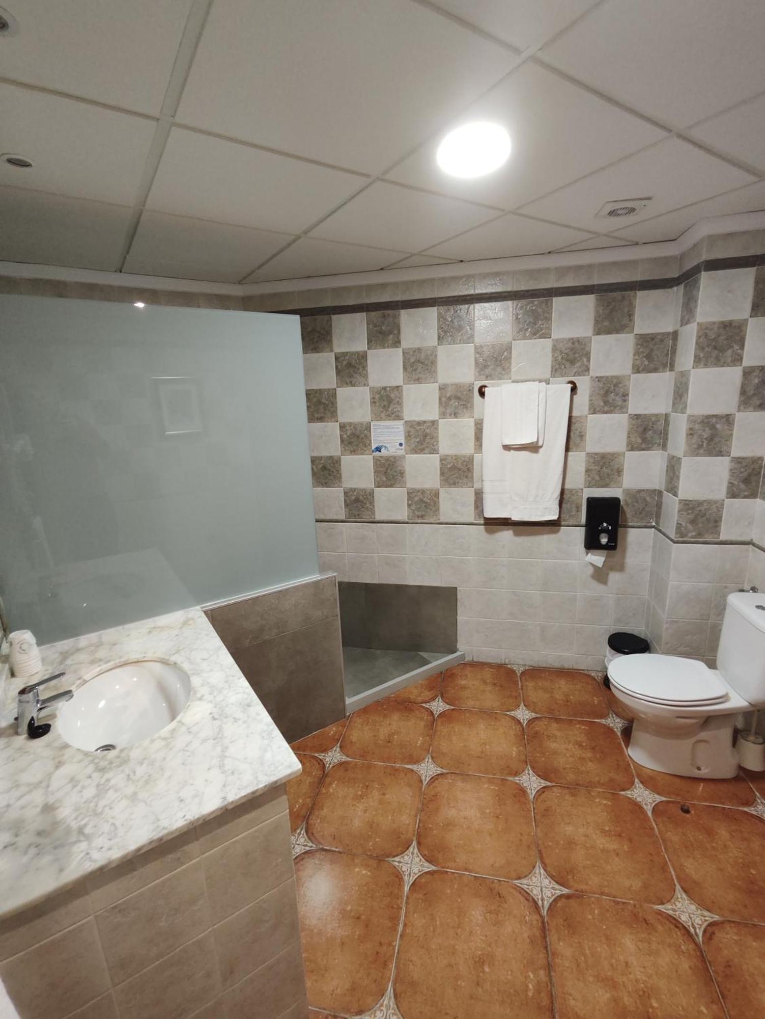 Hostal La Posada ตอร์เรญาโน ภายนอก รูปภาพ