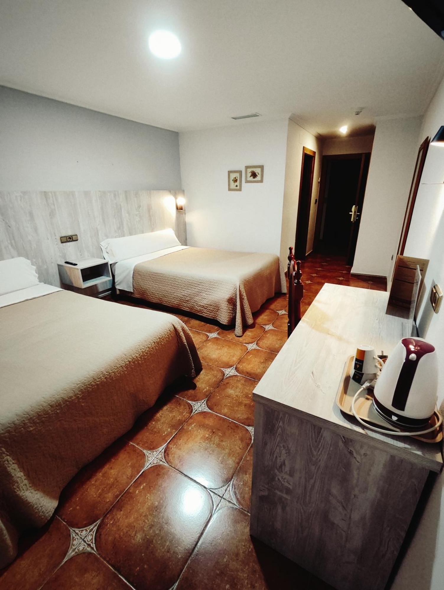 Hostal La Posada ตอร์เรญาโน ภายนอก รูปภาพ