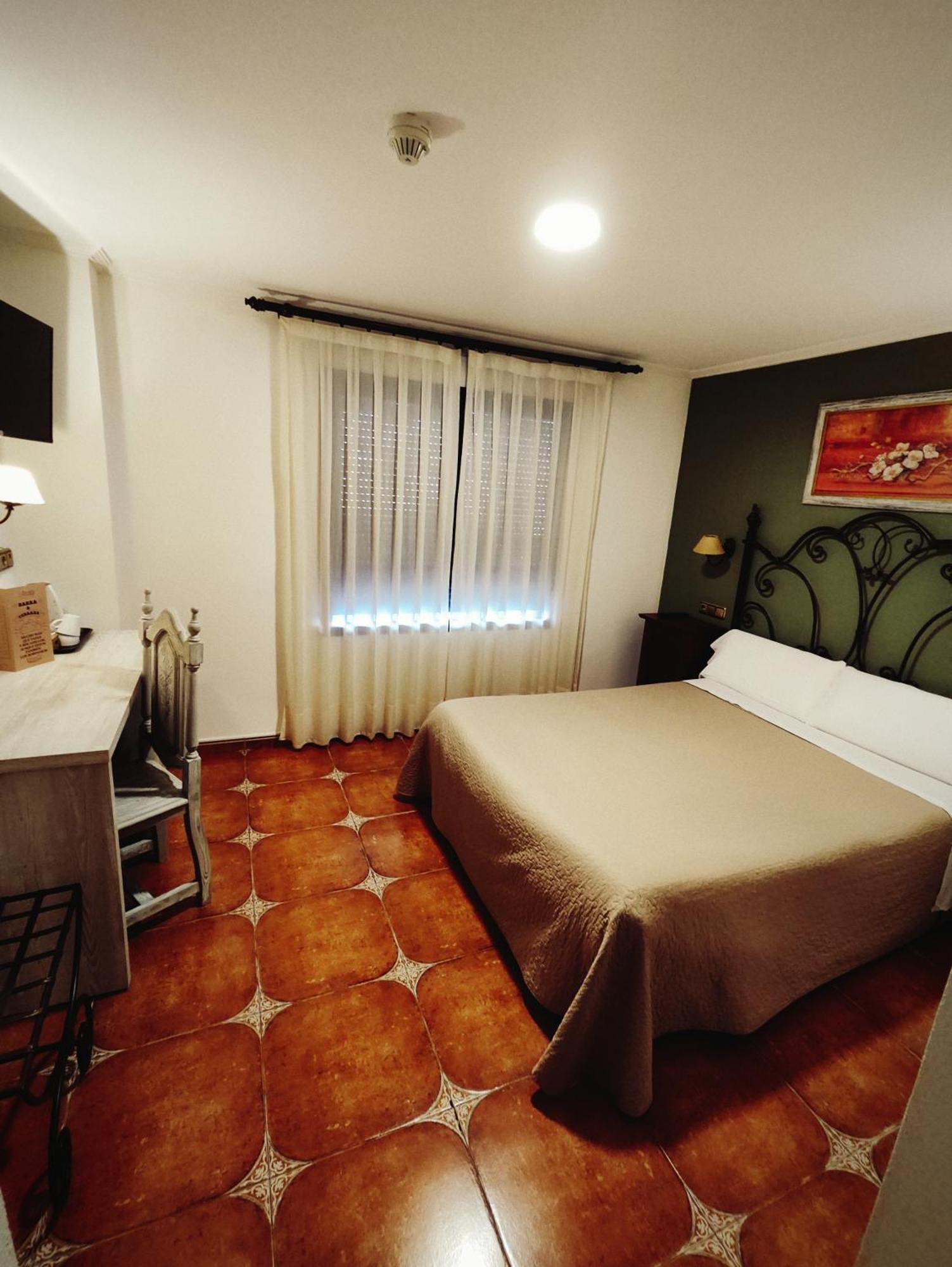 Hostal La Posada ตอร์เรญาโน ภายนอก รูปภาพ