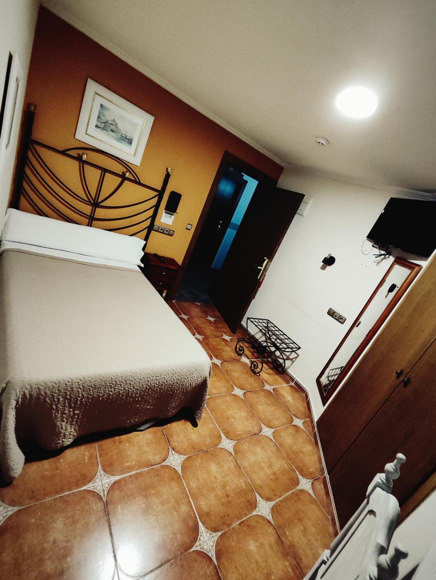 Hostal La Posada ตอร์เรญาโน ภายนอก รูปภาพ