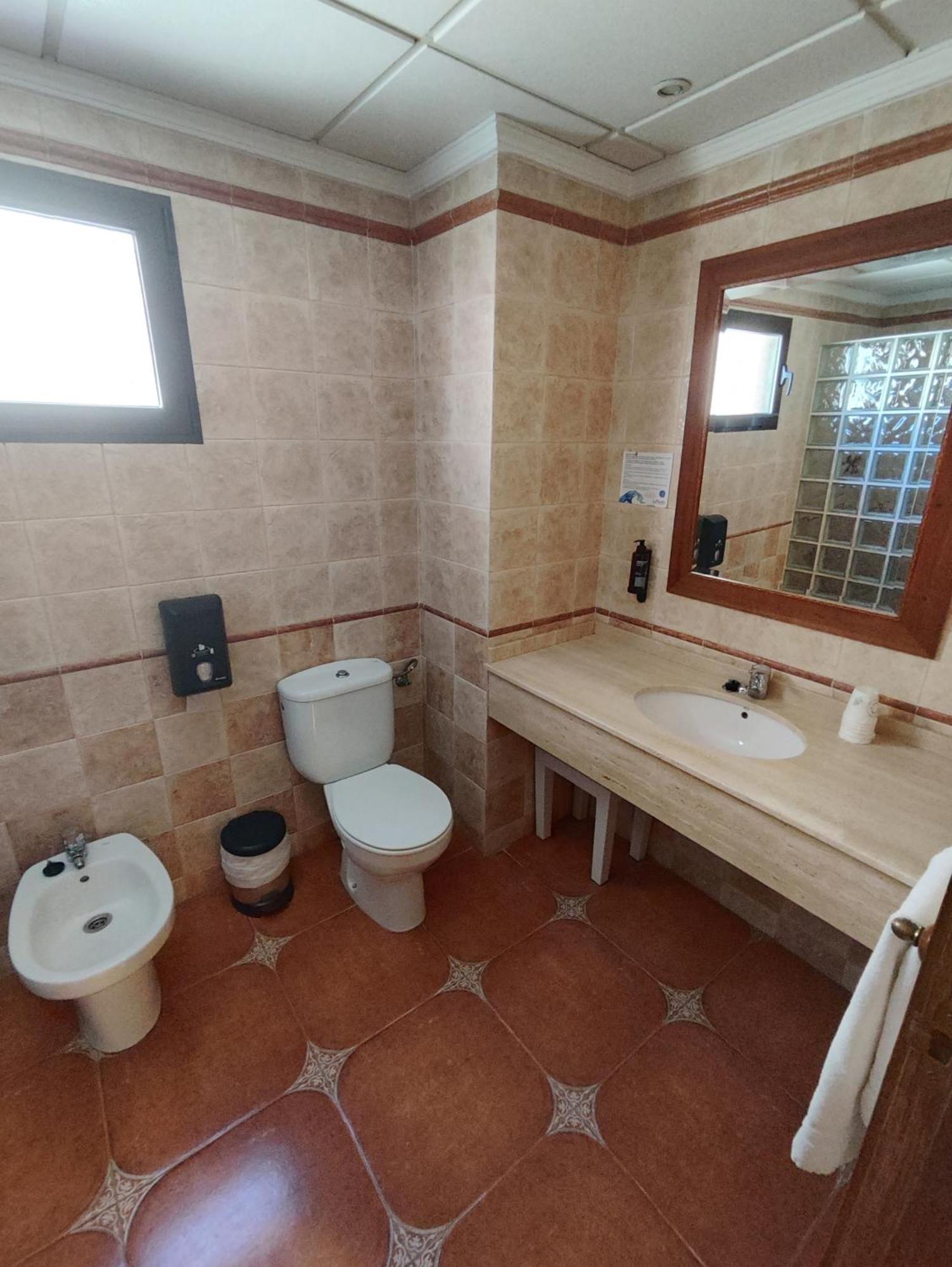 Hostal La Posada ตอร์เรญาโน ภายนอก รูปภาพ