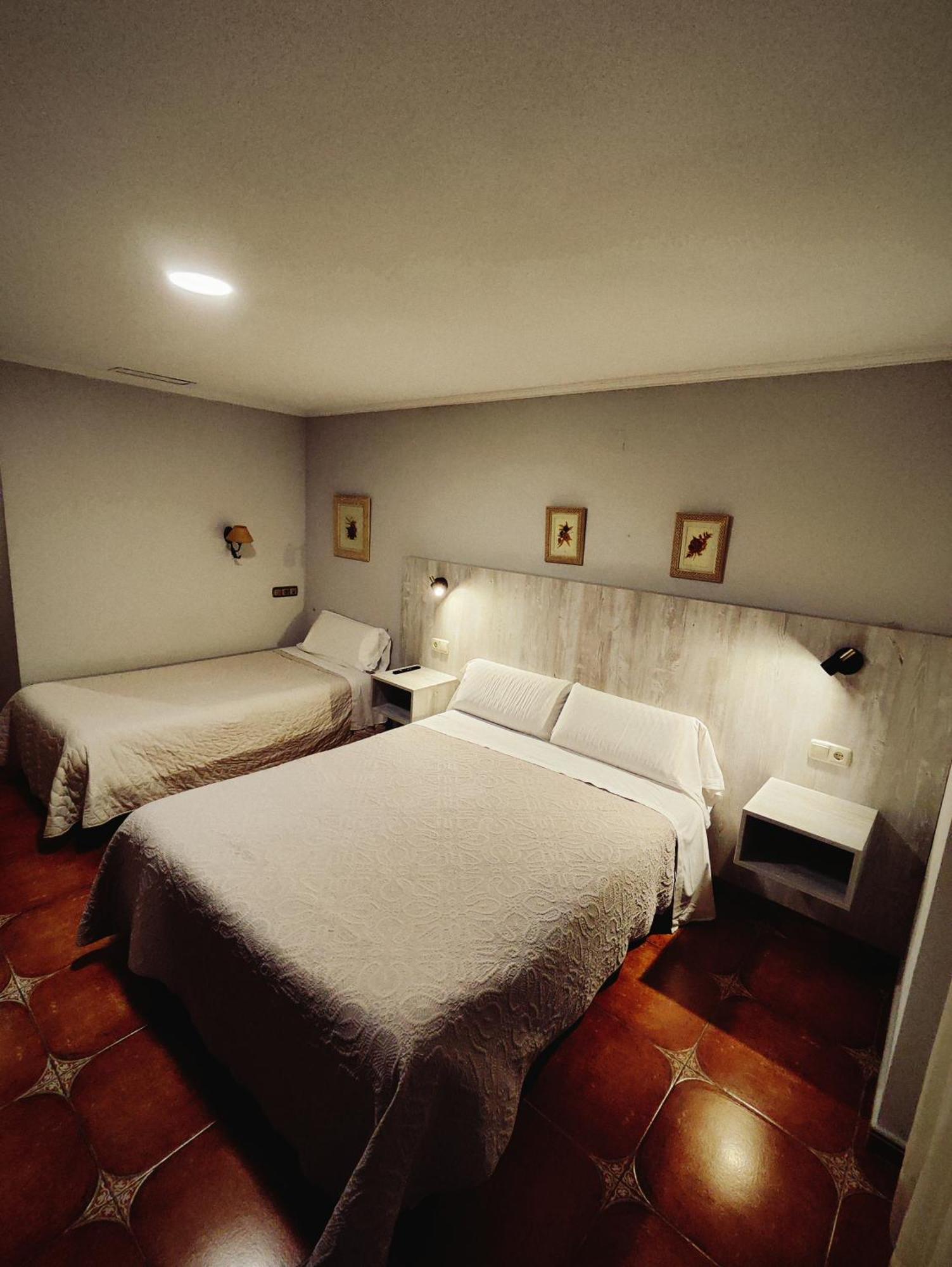 Hostal La Posada ตอร์เรญาโน ภายนอก รูปภาพ